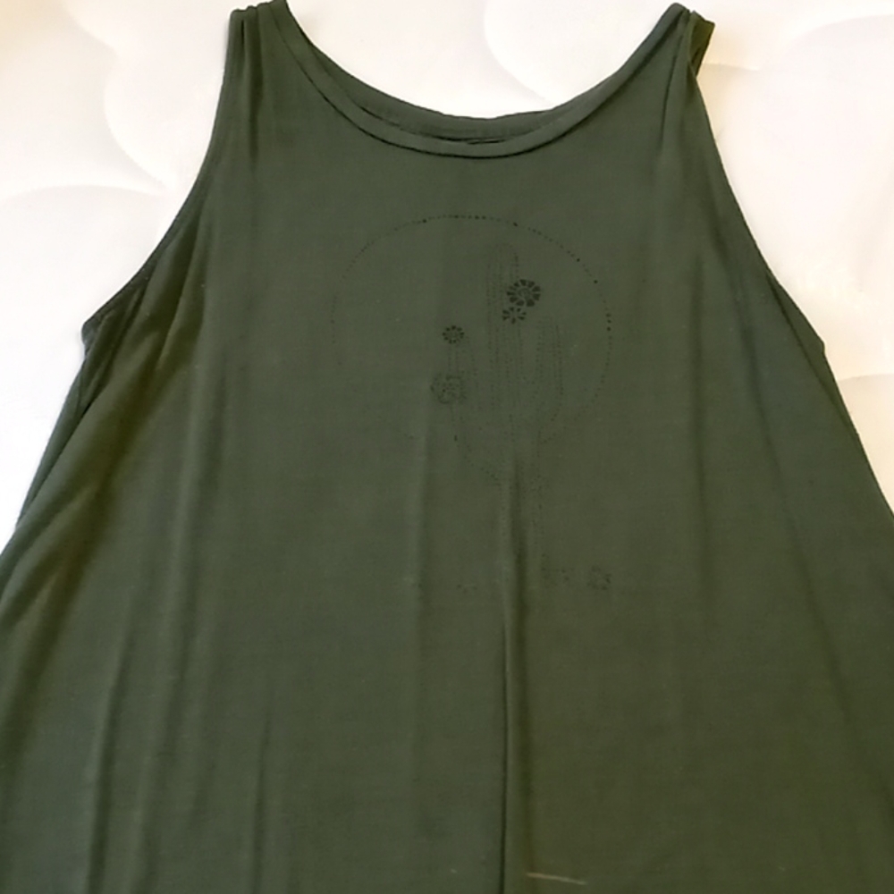 Green tanktop